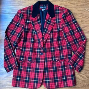 Vintage Sag Harbor Women’s Red & Black Check Jacket size 8